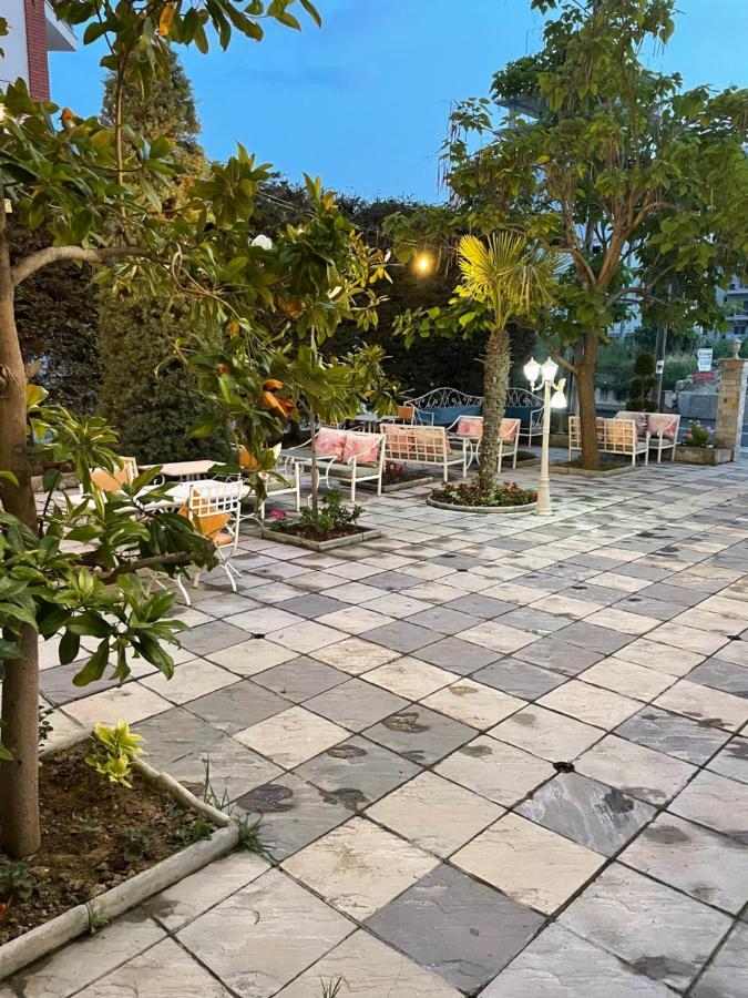 Sanremo Hotel Restorant Škalngur Exterior foto